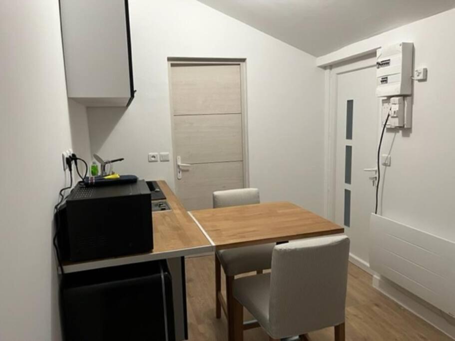 Studio Avec Terrasse Paris Sud Villejuif Eksteriør bilde